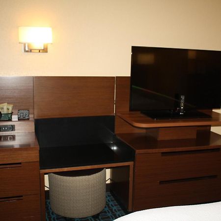 Fairfield Inn & Suites By Marriott דטרוייט לייקס מראה חיצוני תמונה