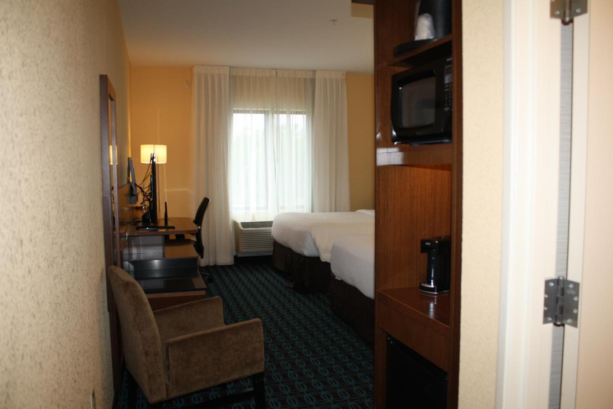 Fairfield Inn & Suites By Marriott דטרוייט לייקס מראה חיצוני תמונה