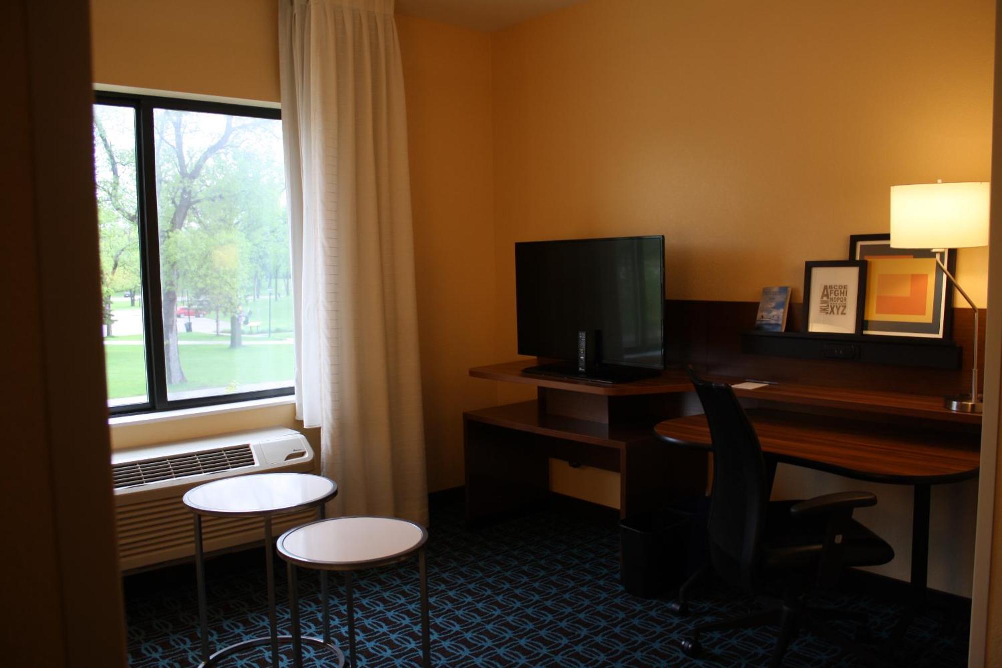 Fairfield Inn & Suites By Marriott דטרוייט לייקס מראה חיצוני תמונה